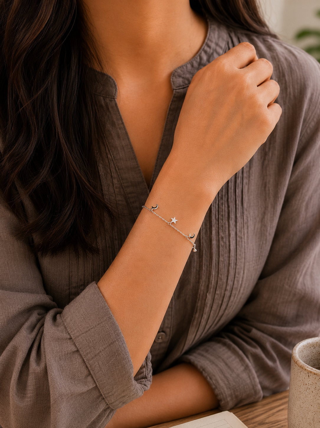 7.5'' long adjustable moon-star bracelet in pure silver