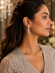 Five consecutive 3.3 cm long cz stone earring crafted in pure silver