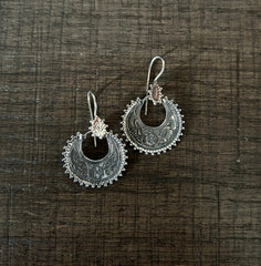 Floral engraving work hanging earrings in pure silver